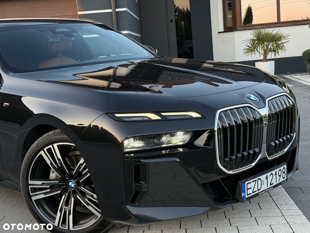 BMW Seria 7 730d xDrive sport - 12