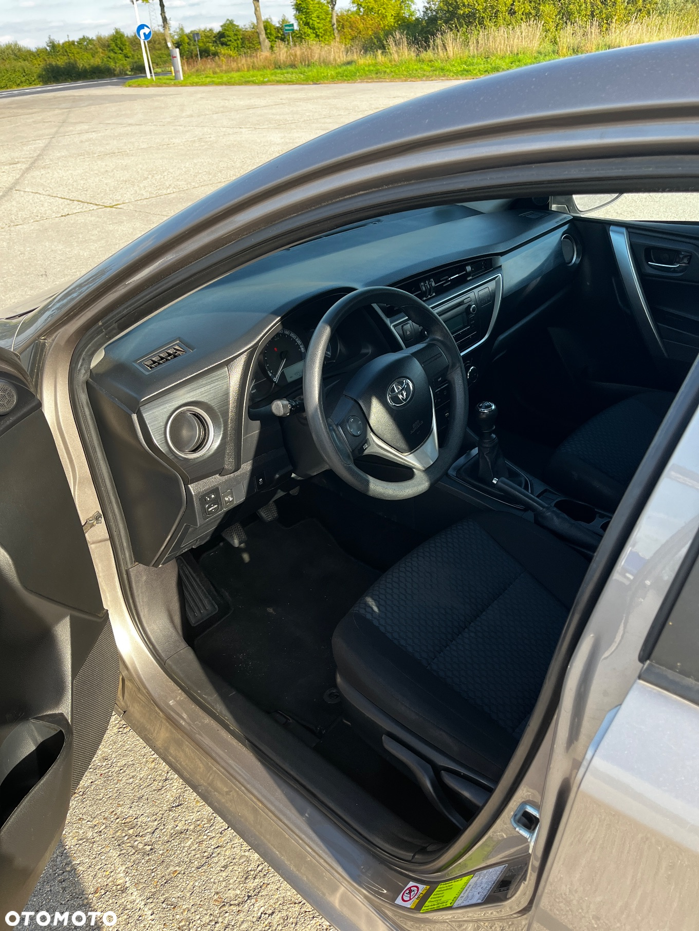 Toyota Auris 1.33 Dual-VVT-i - 9