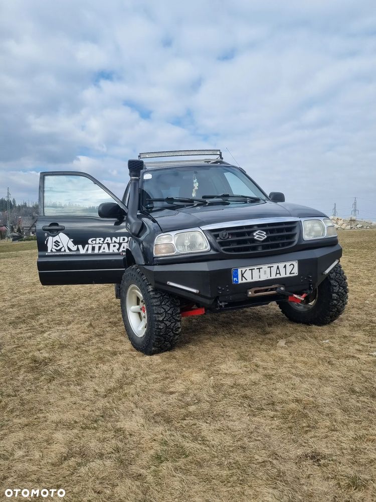Suzuki Grand Vitara 2.5 V6 - 2