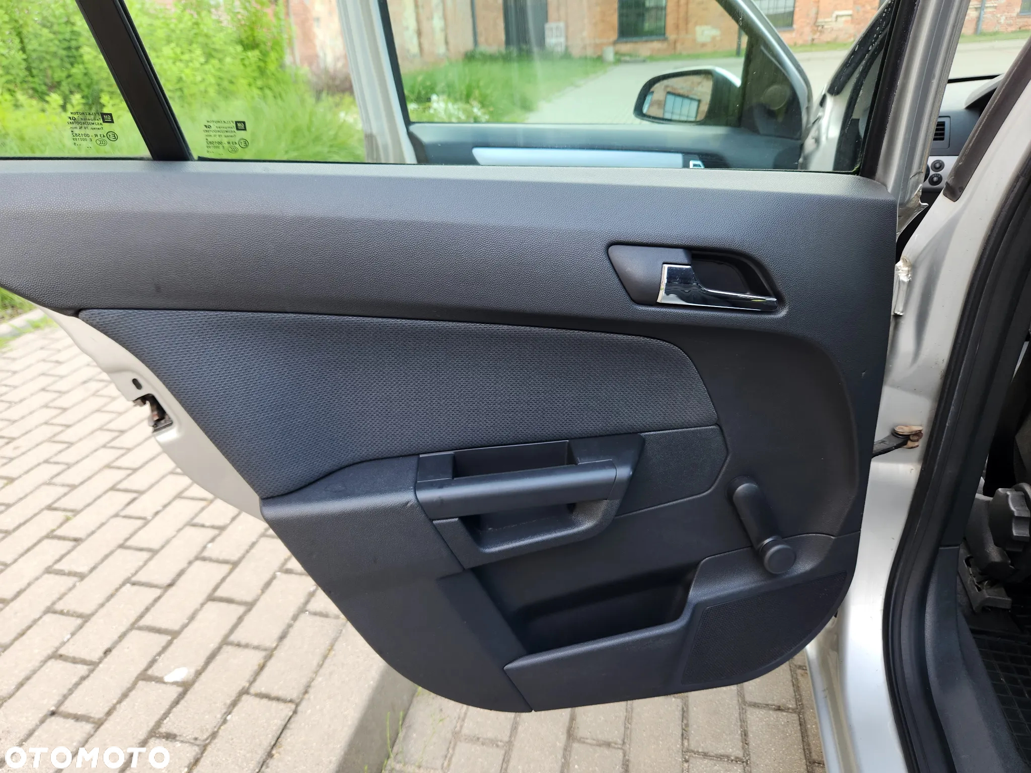 Opel Astra III 1.6 Enjoy - 29