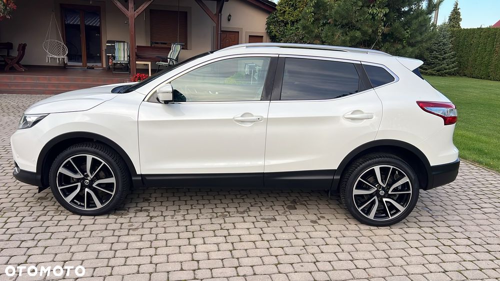 Nissan Qashqai 1.6 DCi Tekna+ - 17