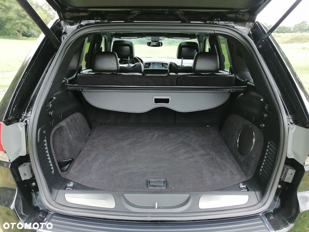 Jeep Grand Cherokee - 18