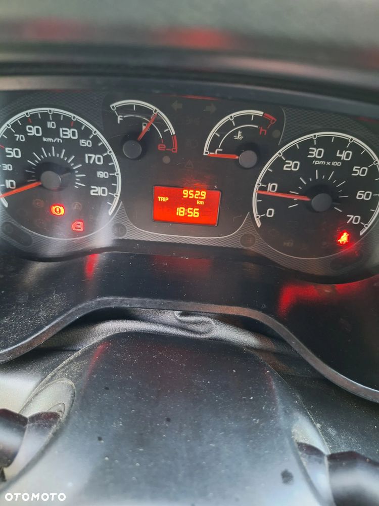 Fiat Doblo - 11