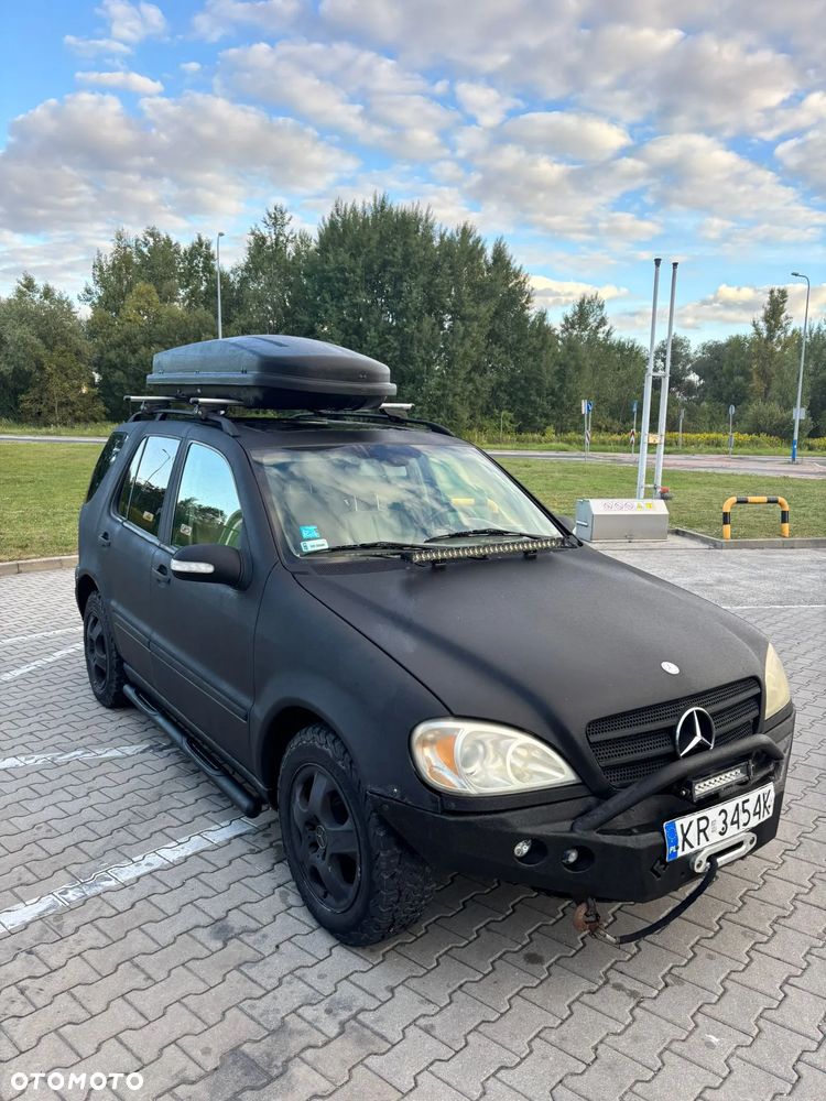 Mercedes-Benz ML 320 - 3