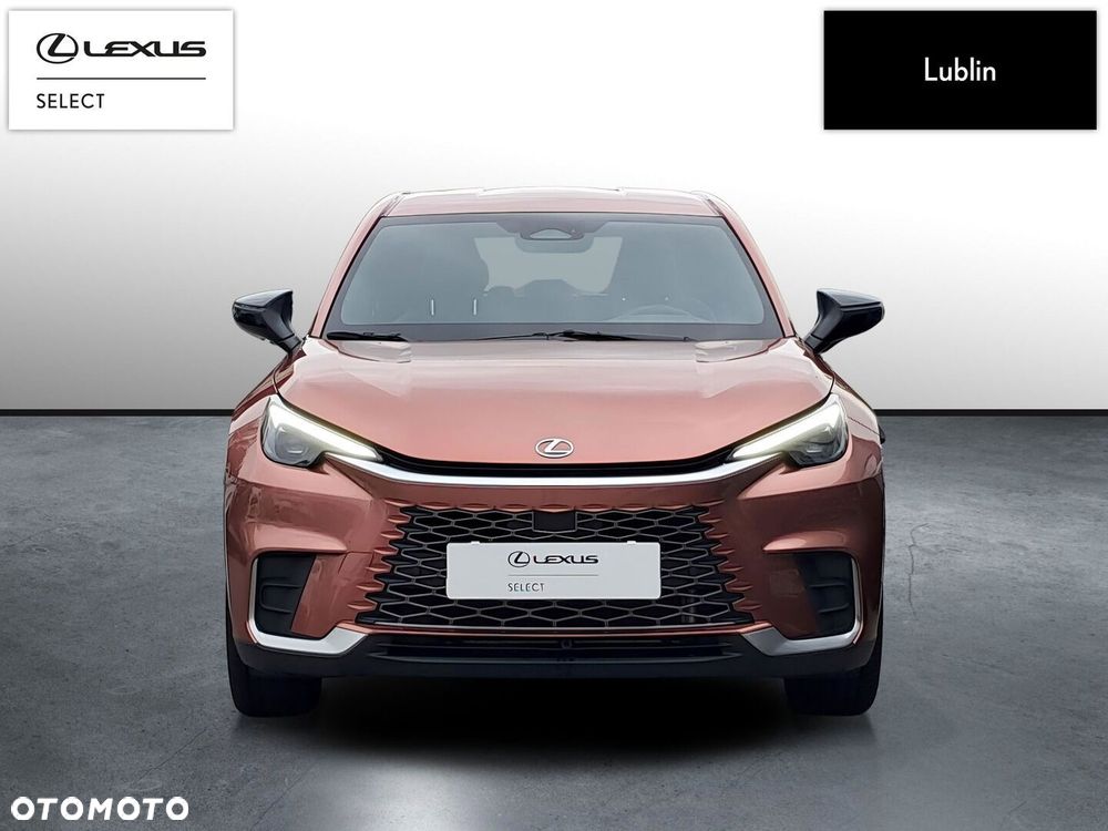 Lexus LBX - 8