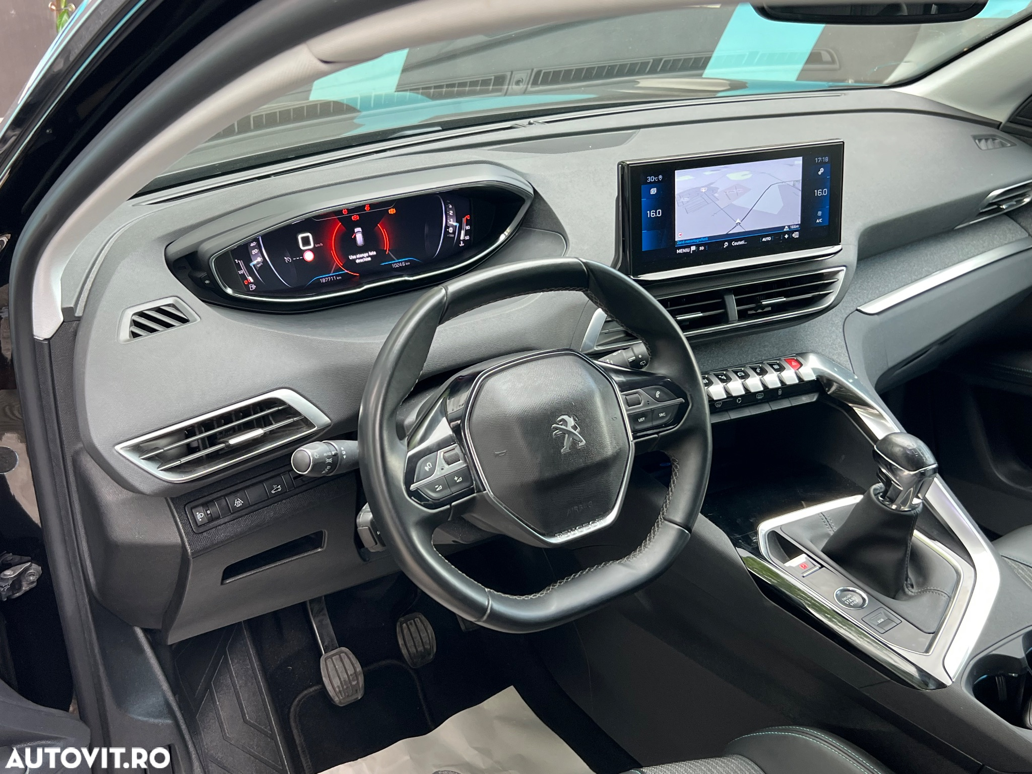 Peugeot 3008 1.5 BlueHDI 130 S&S BVM6 Allure - 11