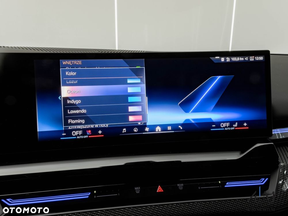 BMW Seria 5 520d xDrive Touring - 38