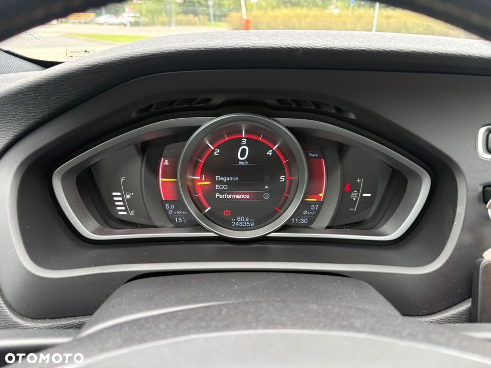 Volvo V40 D2 RDesign - 24