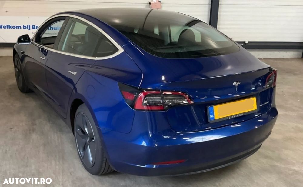 Tesla Model 3 Langstreckenbatterie Allradantrieb Dual Motor - 3