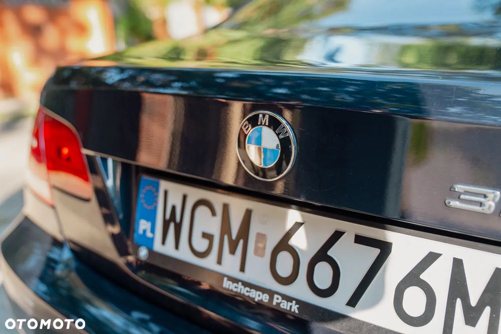BMW Seria 3 325i - 27