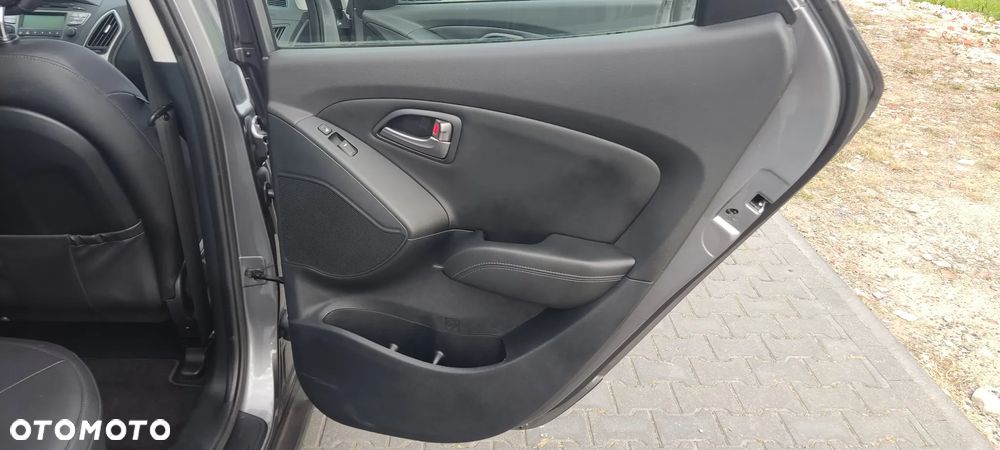 Hyundai ix35 blue 1.6 2WD Finale Silver - 26