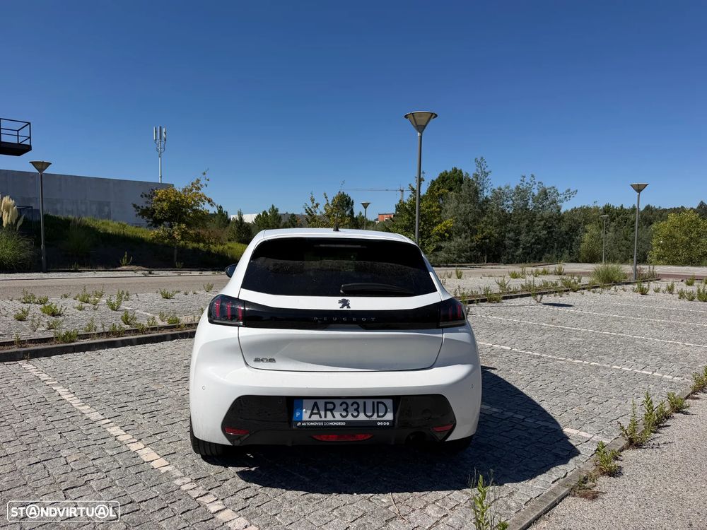 Peugeot 208 1.2 PureTech Allure Pack EAT8 - 4