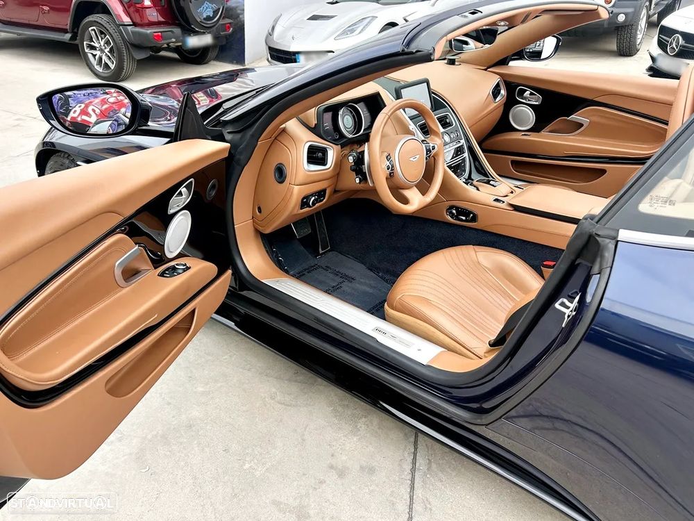 Aston Martin DB11 Coupé V8 Auto - 21