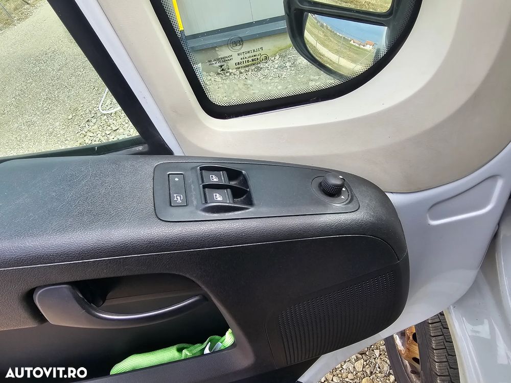 Peugeot Boxer Sasiu CD 2.2 BlueHDi 140CP 335 L3 BVM6 - 12