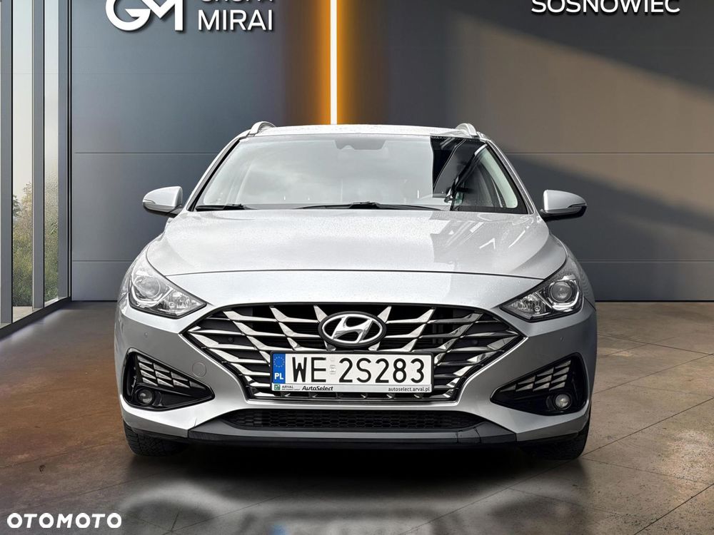 Hyundai i30 1.6 D Comfort - 8