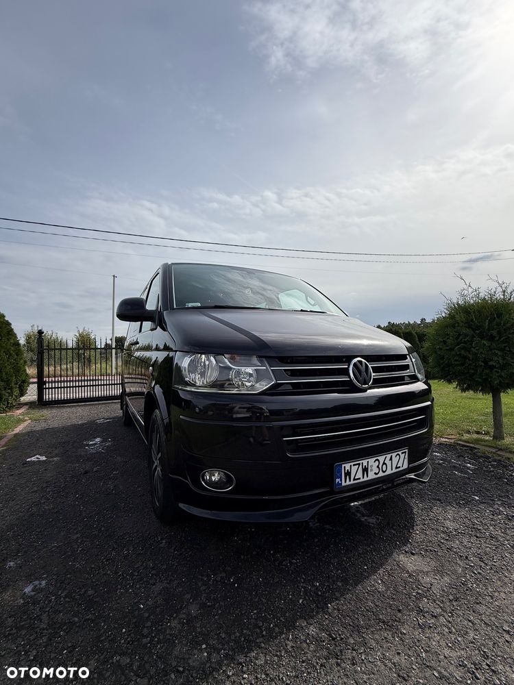 Volkswagen Multivan - 33
