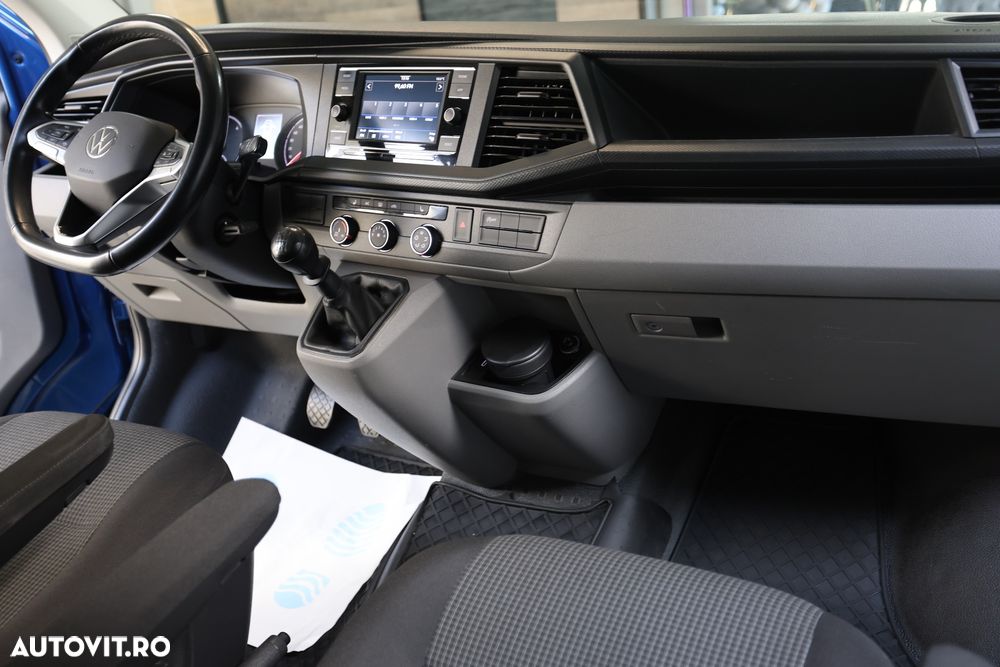 Volkswagen Caravelle LR Comfortline - 19