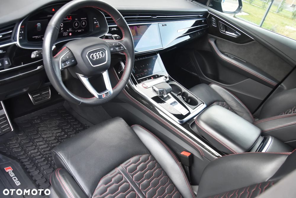 Audi RS Q8 - 19