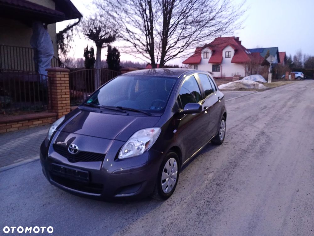 Toyota Yaris 1.33 Luna - 24