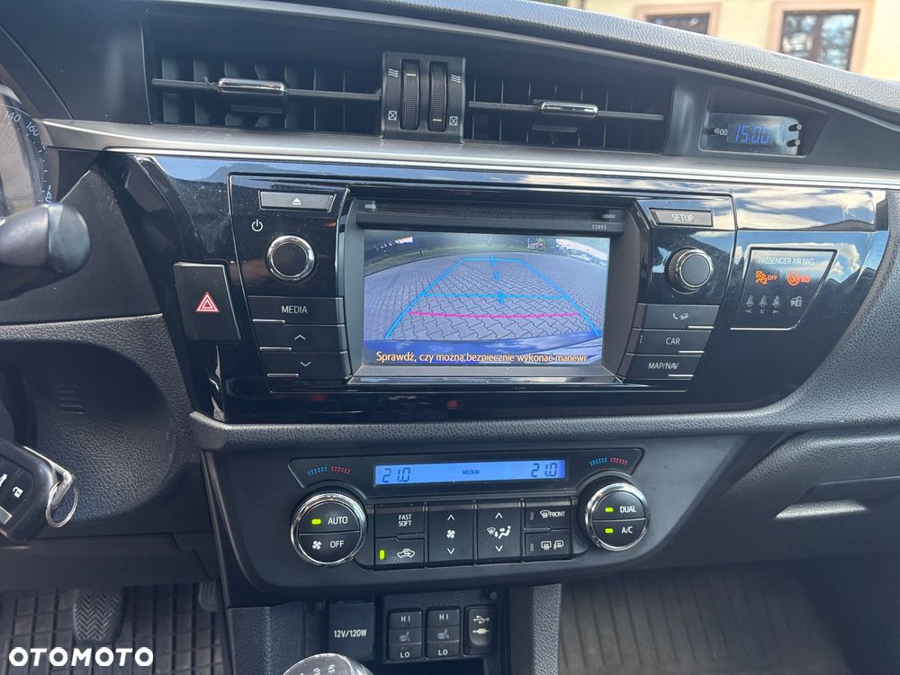 Toyota Corolla - 8