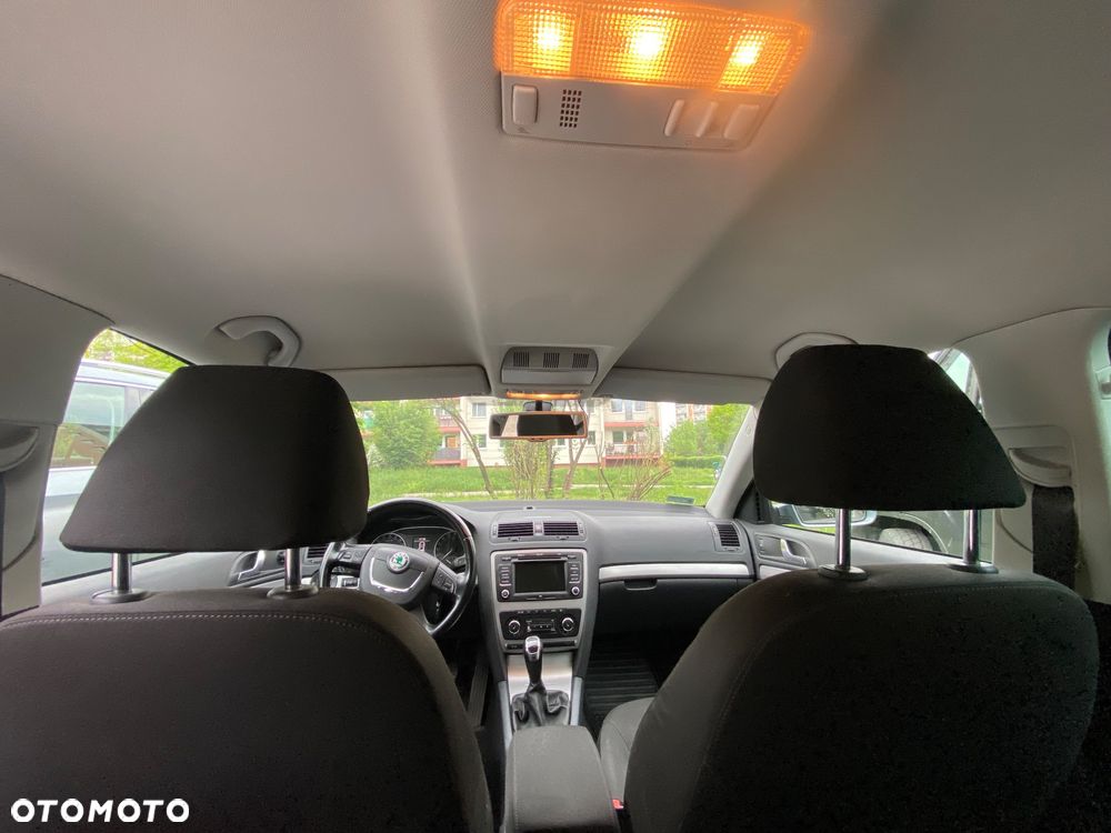 Skoda Octavia 1.6 TDI Elegance - 37