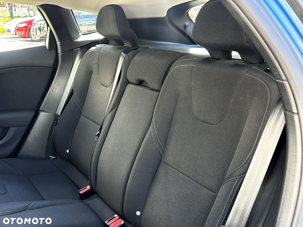 Volvo V40 - 9