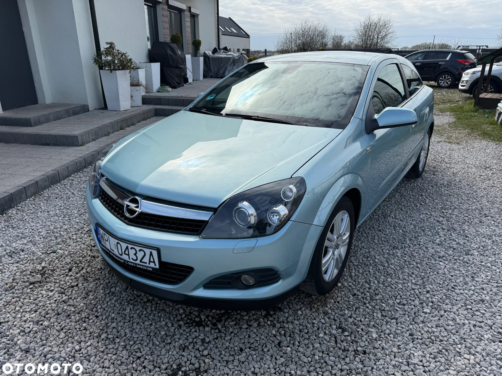 Opel Astra III GTC 1.6 Cosmo - 7