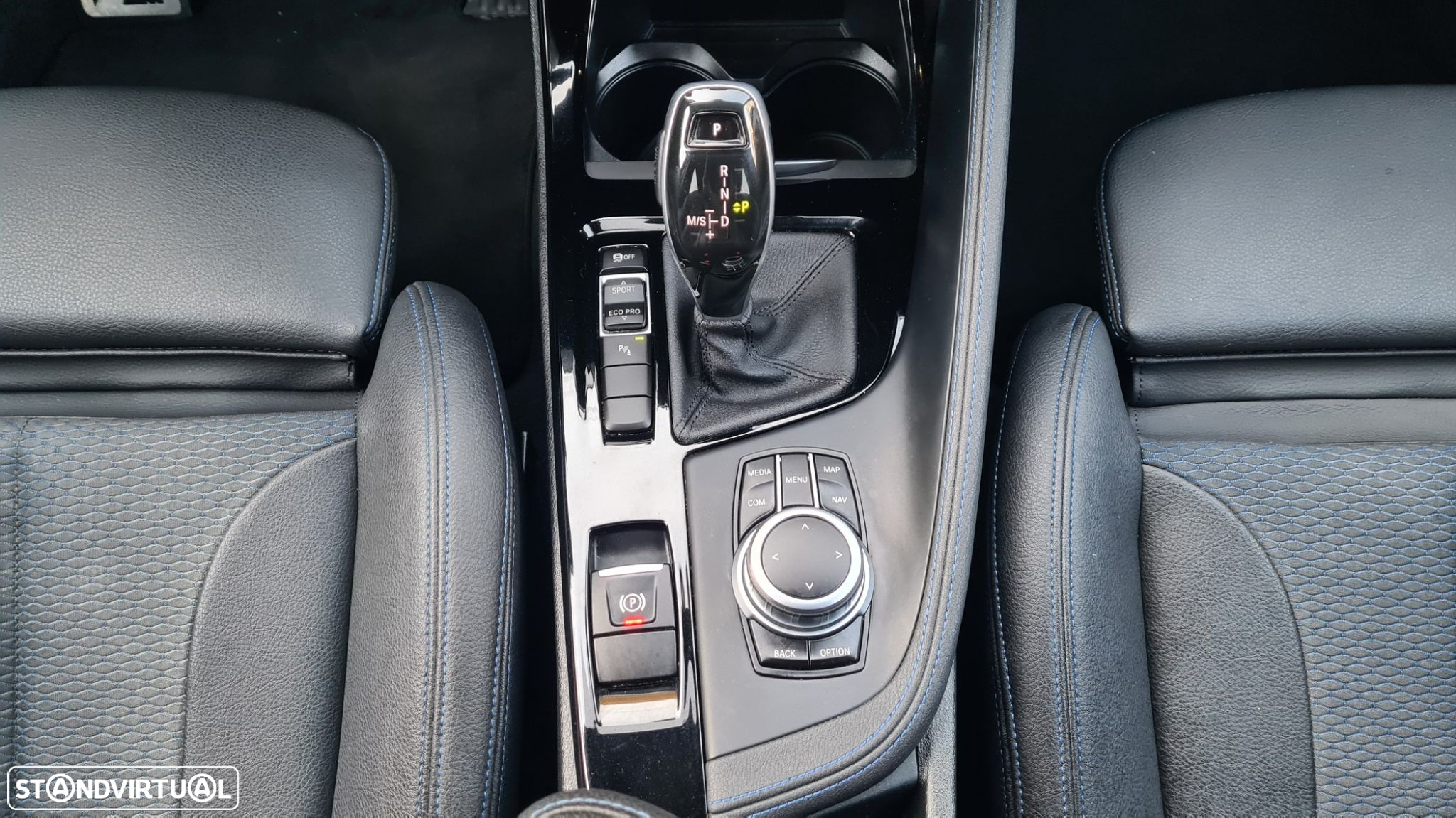 BMW X2 18 d sDrive Auto Pack M - 33