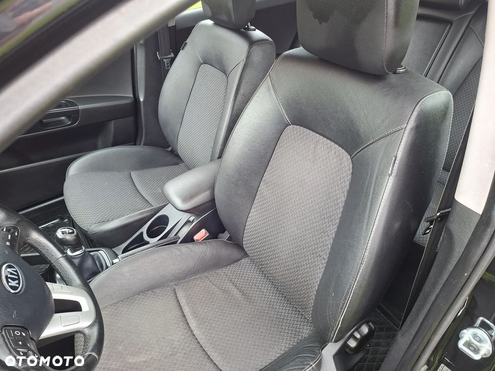 Kia Ceed 2.0 CVVT Spirit - 10