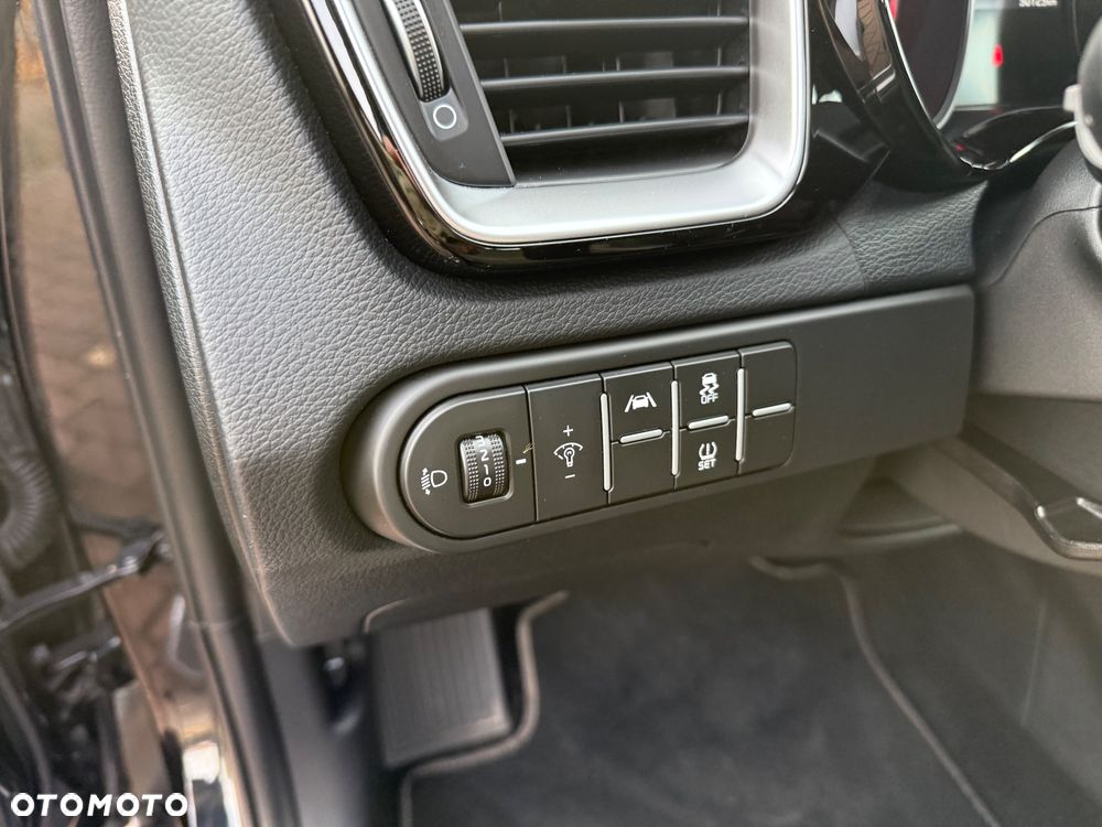 Kia XCeed 1.5 T-GDI L Business Line DCT - 15