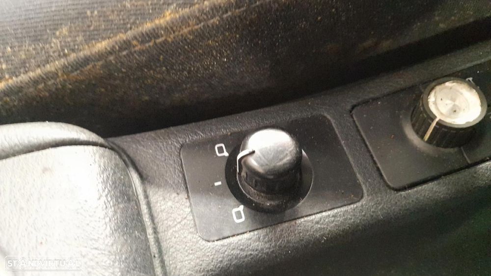 Retrovisor / espelho esquerdo AUDI A6 Avant (4B5, C5) - 4