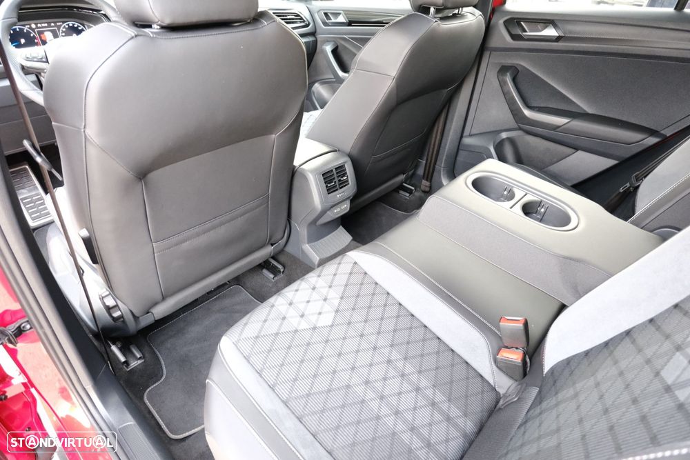 VW T-Roc 1.5 TSI R-Line DSG - 12