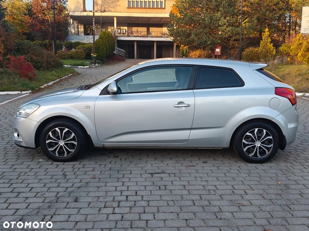 Kia Ceed - 5