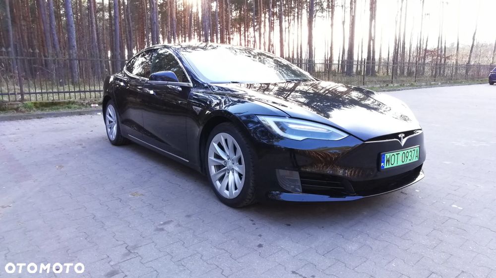Tesla Model S 75D Allradantrieb - 2