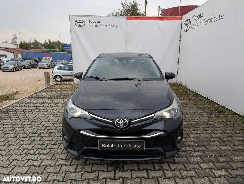 Toyota Avensis 2.0 D-4D Executive - 2