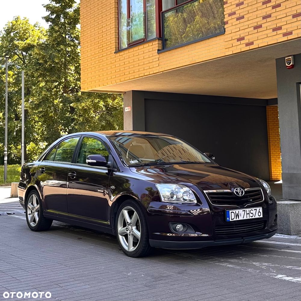 Toyota Avensis 2.2 D-CAT Executive - 4