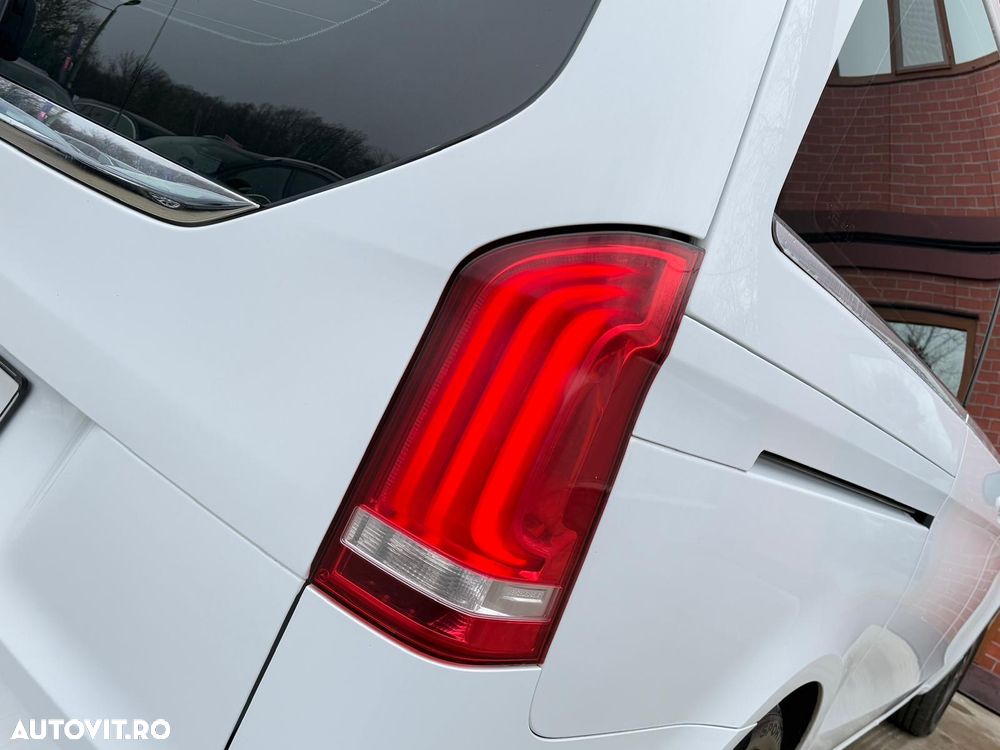 Mercedes-Benz V 300 d lang 9G-TRONIC Avantgarde - 29