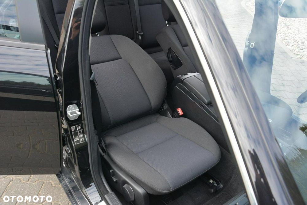 Mercedes-Benz Klasa C 180 Kompressor Elegance - 21