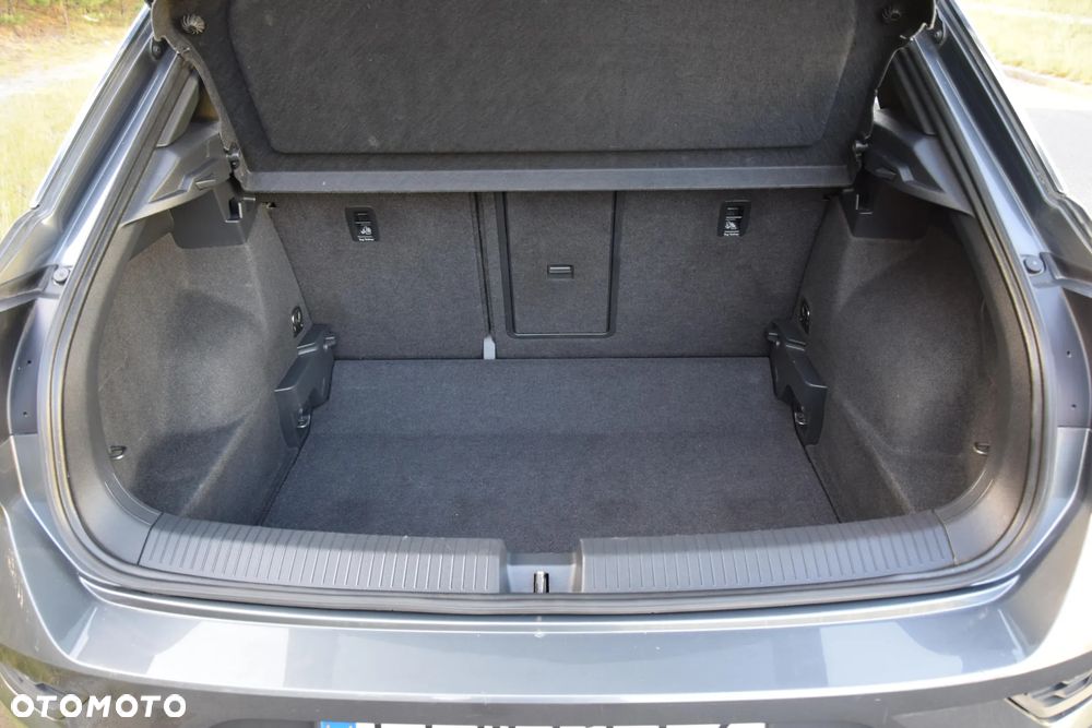 Volkswagen T-Roc 1.5 TSI ACT Premium - 28