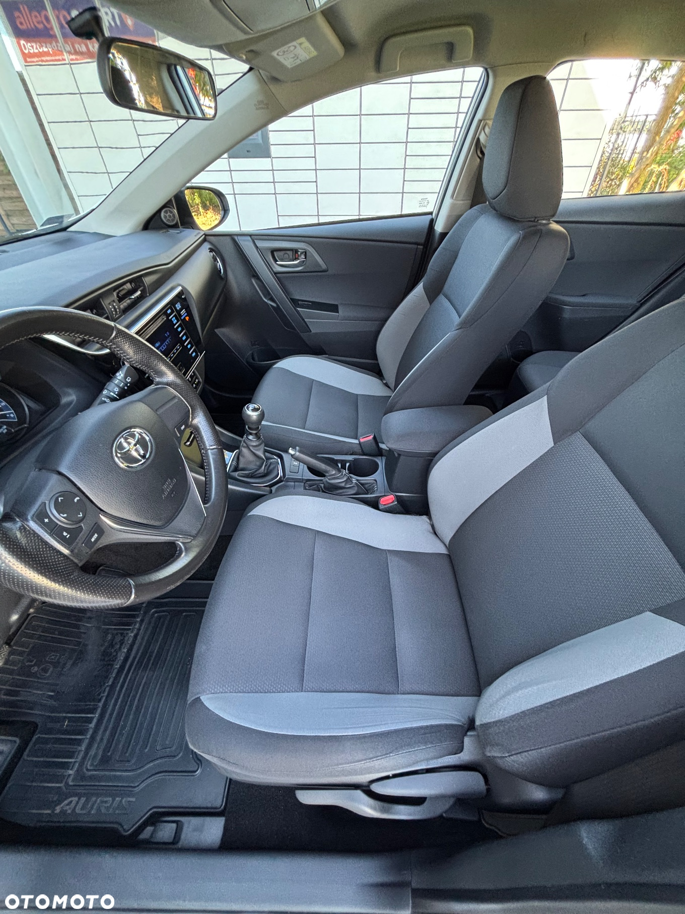 Toyota Auris 1.33 VVT-i Active - 11