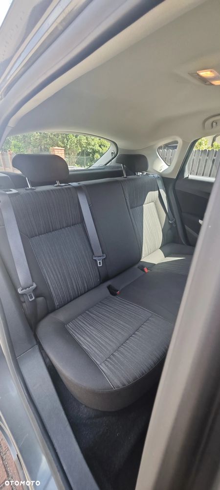 Opel Astra 1.6 Enjoy - 25