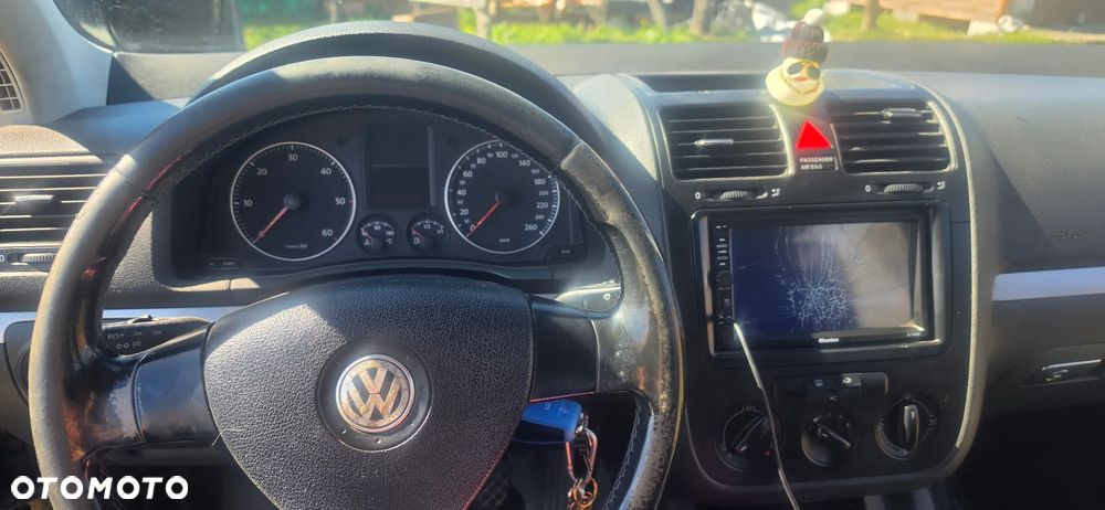 Volkswagen Golf 2.0 TDI Comfortline - 5