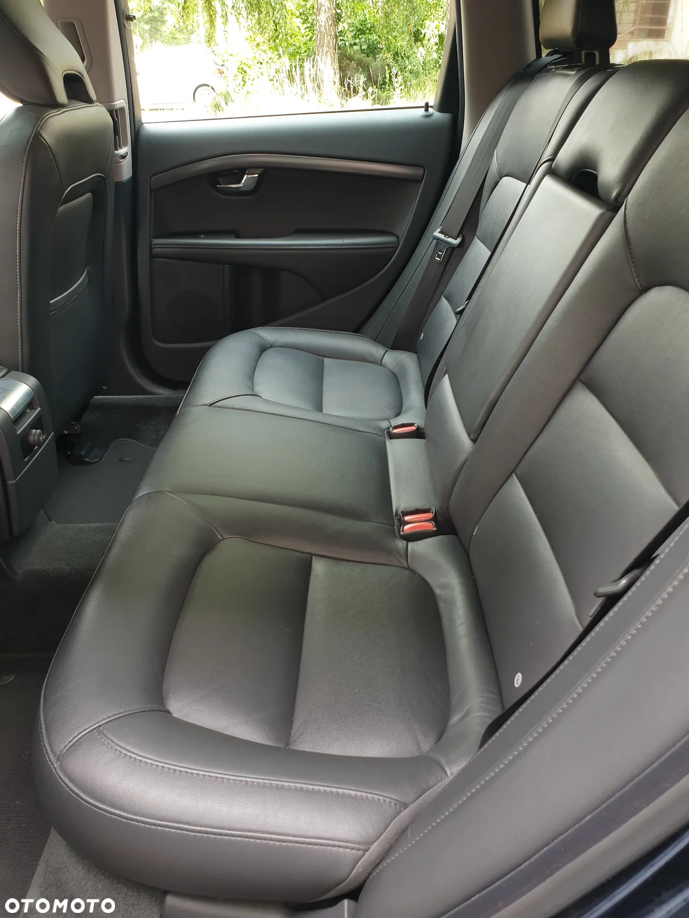 Volvo V70 D4 Summum - 35