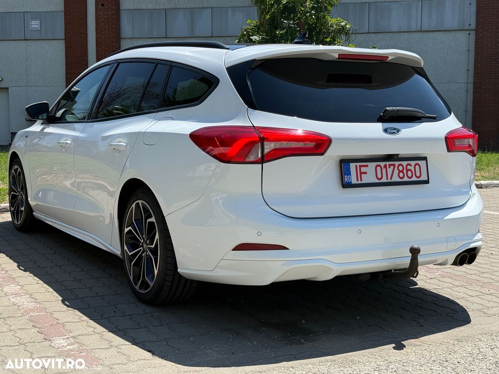 FORD Focus 2021 — imagine 10
