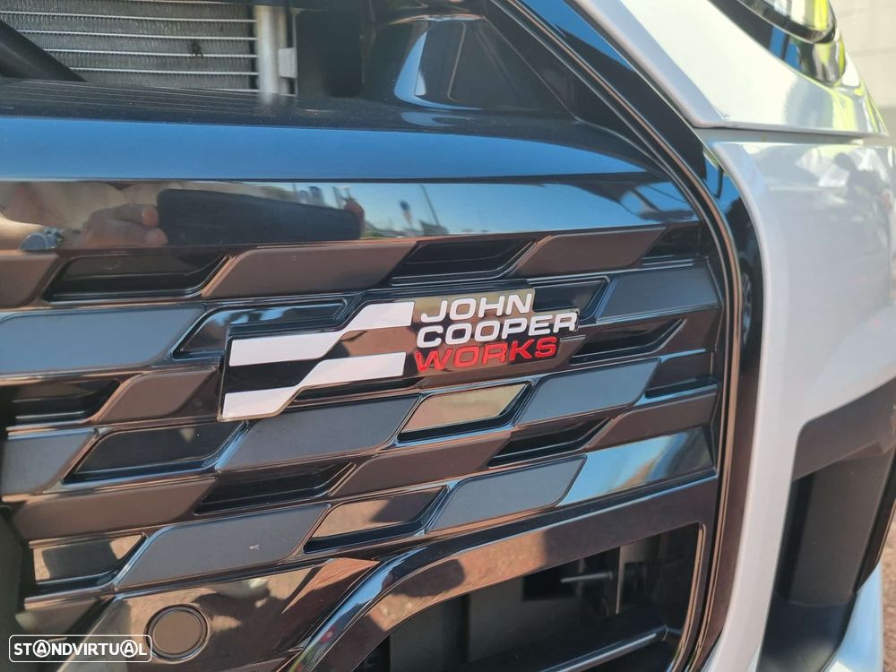 MINI 5 Portas Cooper Premium Plus JCW Auto - 3