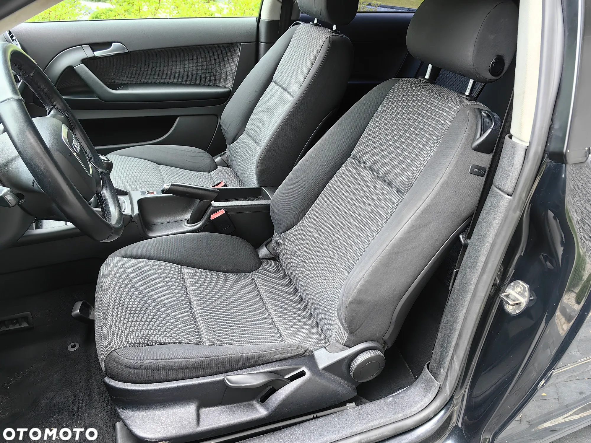 Audi A3 1.6 Ambiente - 18