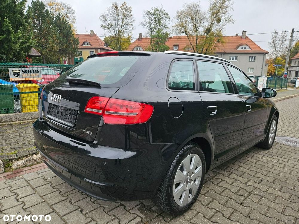 Audi A3 Sportback - 4