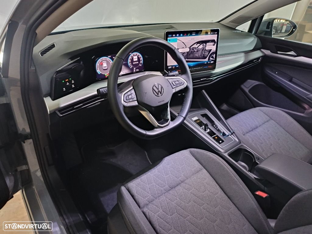 VW Golf 1.5 eTSI 50 Anos DSG - 7