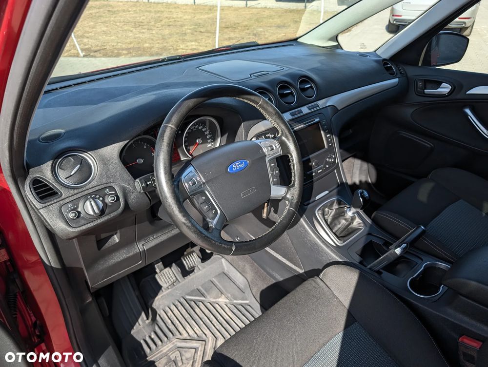 Ford S-Max 2.0 TDCi DPF Titanium - 19