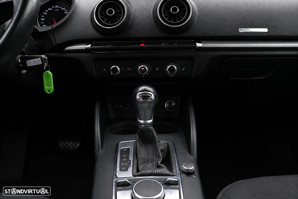Audi A3 Sportback - 14